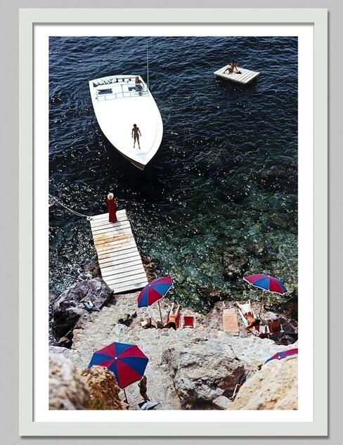 Retro Poolside Host Luxury Lif - Luxury Lifestyle Pictures reseña y precio